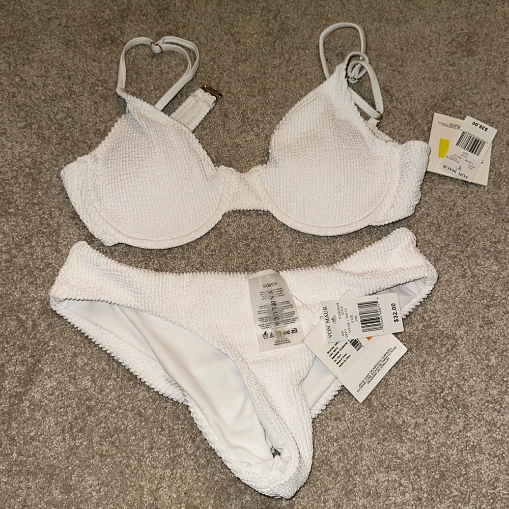 Bikini Top & Bottoms White